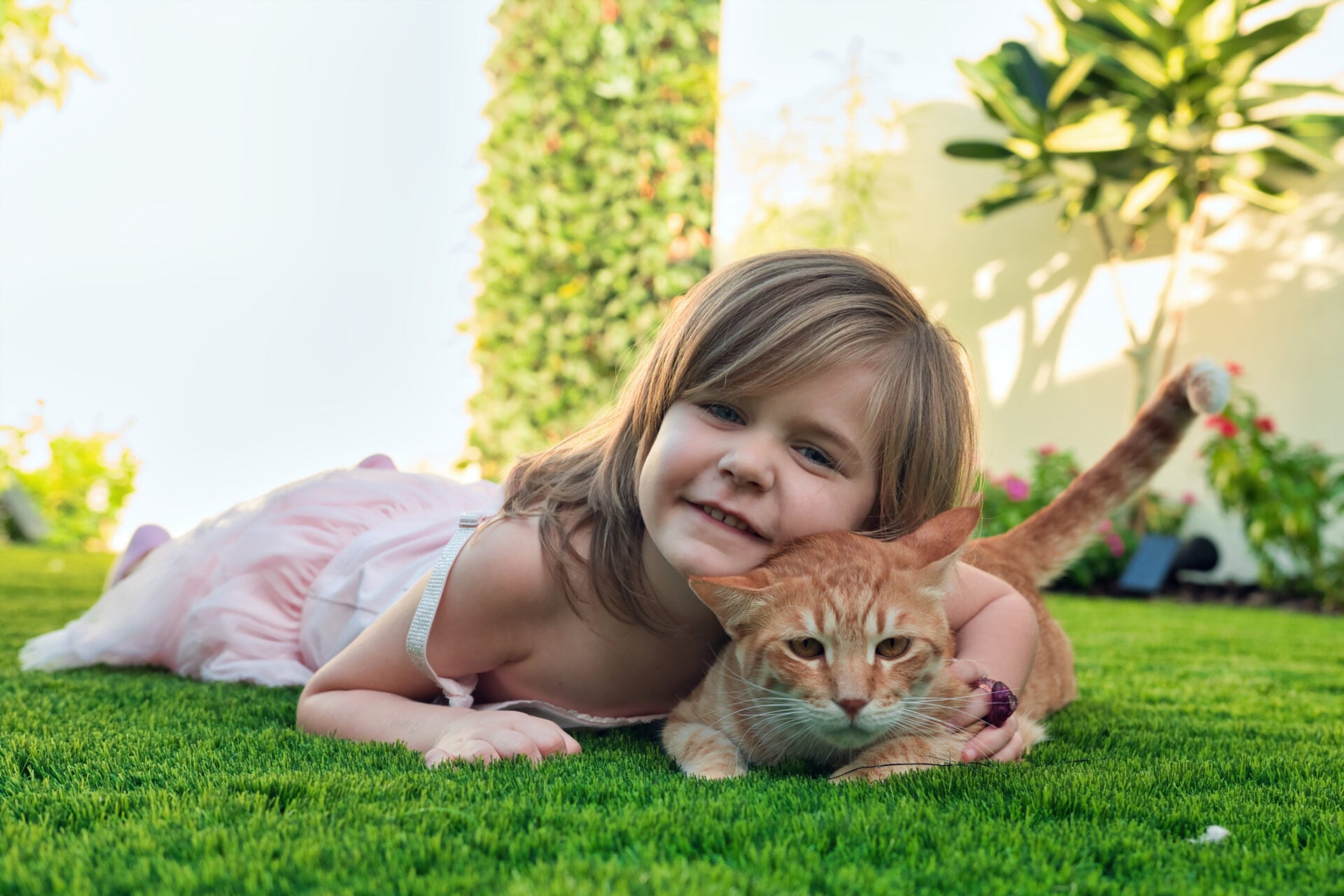 Outdoor family shoot at Dubai Marina